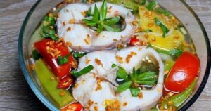 Cách nấu canh chua cá lóc đơn giản cho bữa cơm thêm ngon miệng