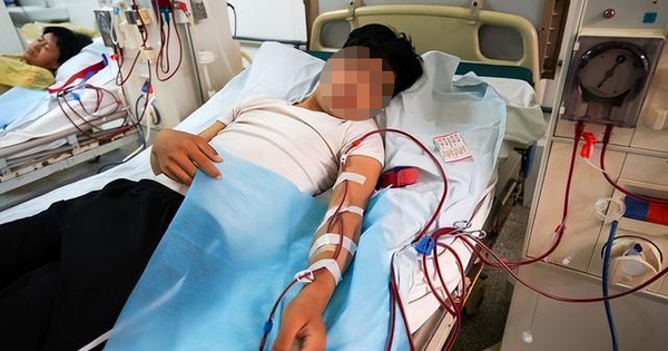 2 loại rau có vị đắng phải bỏ ngay, rửa dao thớt thật kỹ