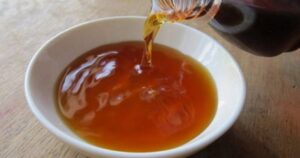 Có cần bảo quản nước mắm trong tủ lạnh để giữ hương vị tươi ngon?